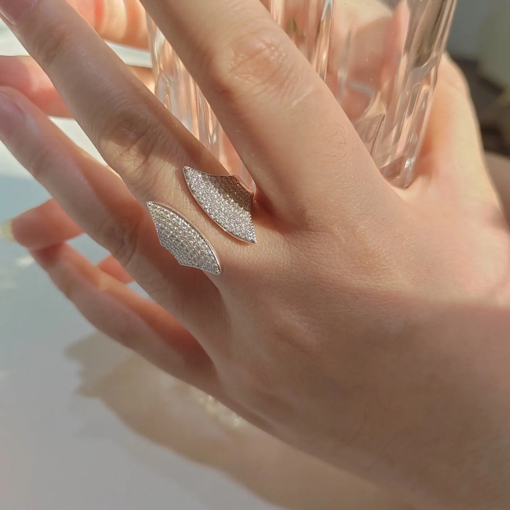Beautiful Lab Grown Statement Ring Pass On Diamon… - image 7